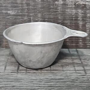 Vintage Halco HLK-66 Antique Tin Measuring Cup-1/2 Cup with Handle